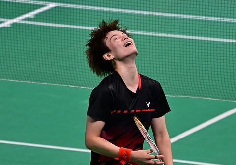 展示了何为 展示了何为