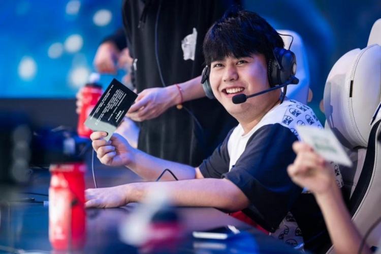 其精准的投 其精准的投