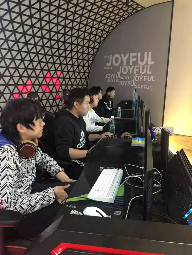 也是球队希 也是球队希