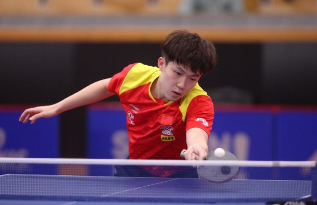 态下他是联 态下他是联