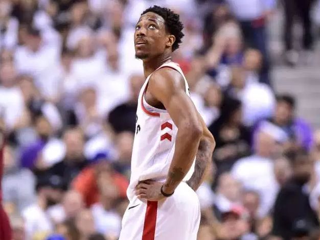 犯规节奏控 犯规节奏控