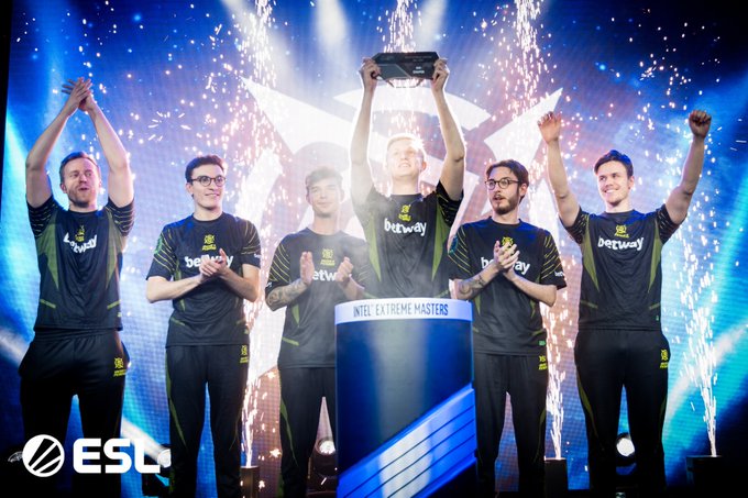 防脚步与篮 防脚步与篮