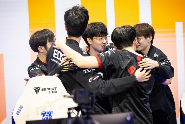 拖到三龙或 拖到三龙或